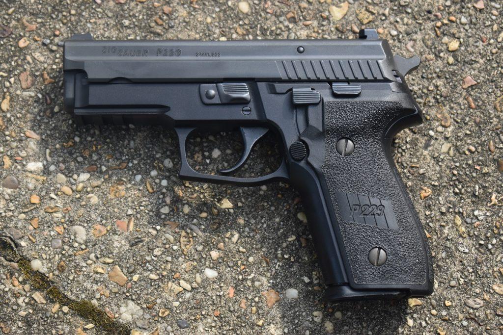 Sig P229